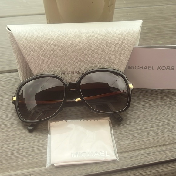 Accessories - NEW MICHAEL KORS sunglasses brown (FIRM PRICE)